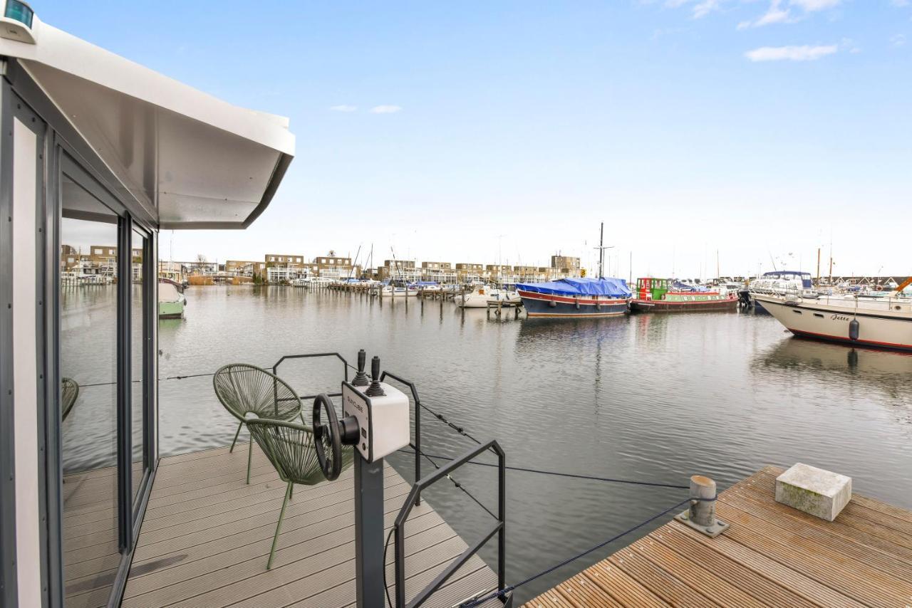 Cosy Tiny Houseboats Near Beach And Restaurants By Weltevreden Experience Zeewolde Dış mekan fotoğraf