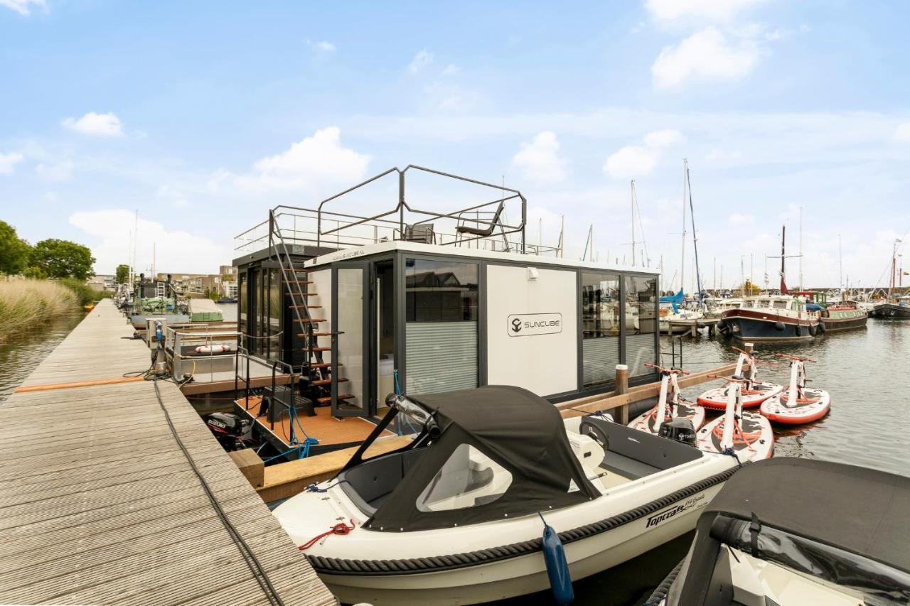 Cosy Tiny Houseboats Near Beach And Restaurants By Weltevreden Experience Zeewolde Dış mekan fotoğraf