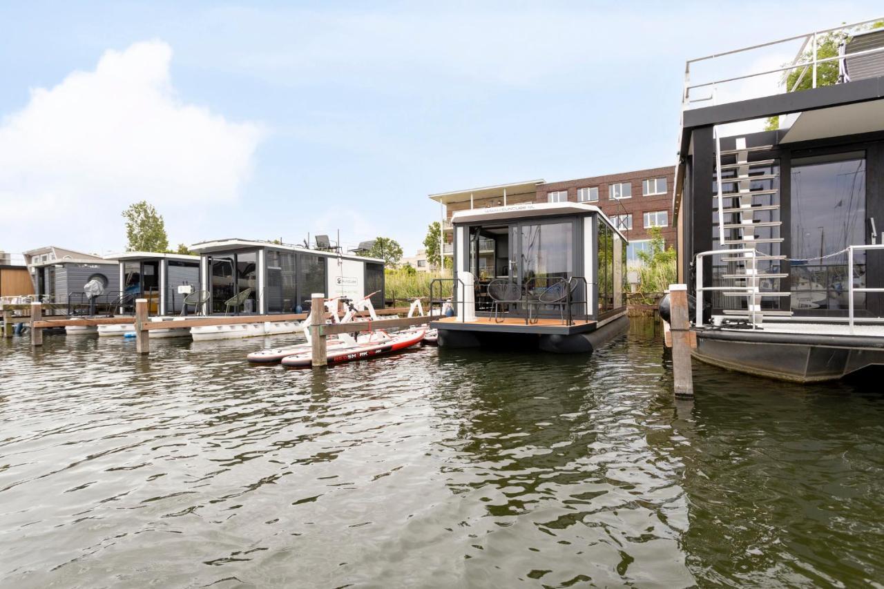 Cosy Tiny Houseboats Near Beach And Restaurants By Weltevreden Experience Zeewolde Dış mekan fotoğraf