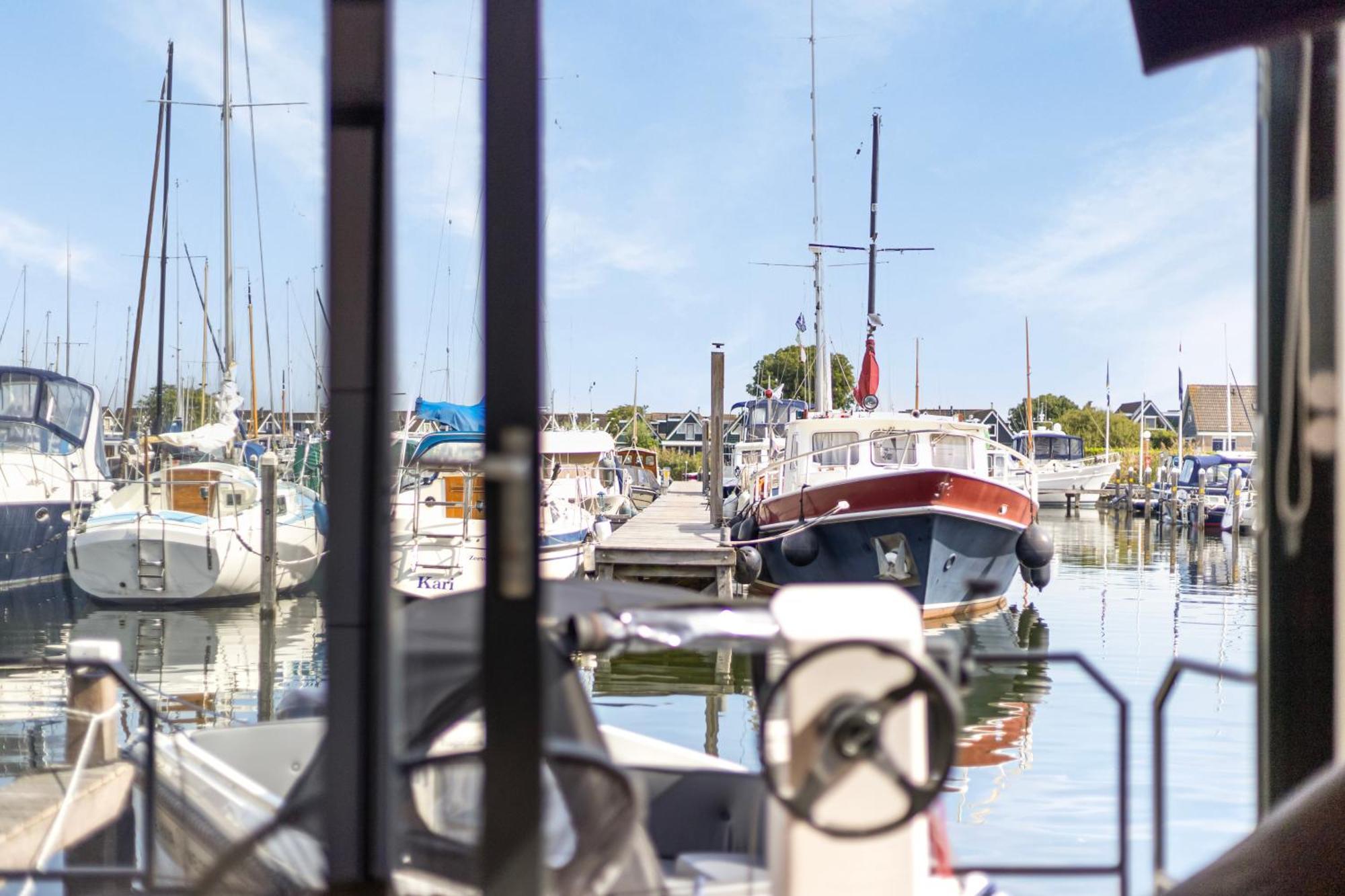 Cosy Tiny Houseboats Near Beach And Restaurants By Weltevreden Experience Zeewolde Dış mekan fotoğraf
