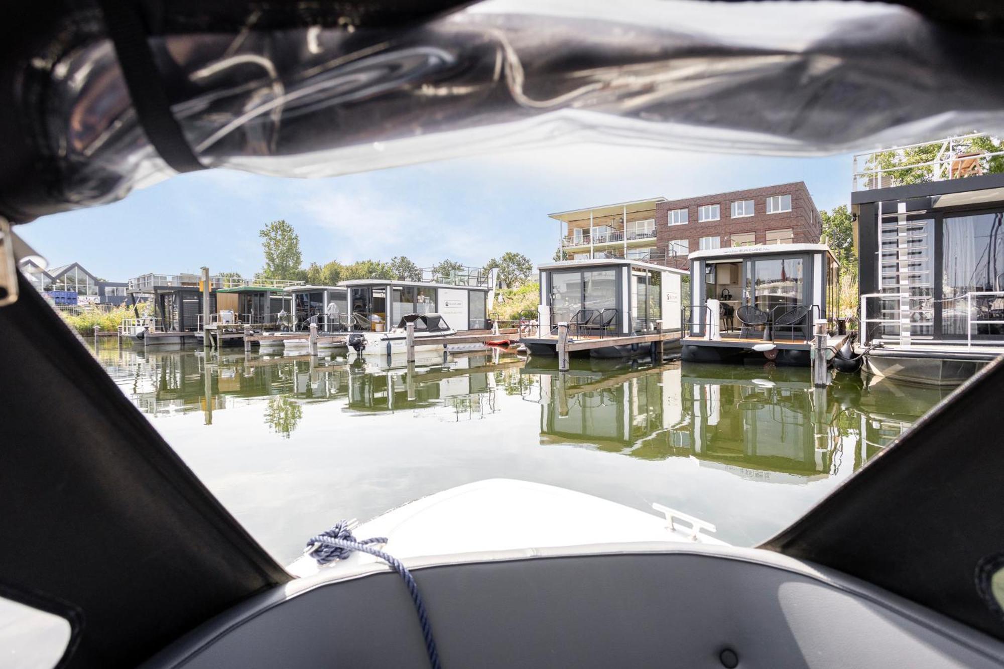 Cosy Tiny Houseboats Near Beach And Restaurants By Weltevreden Experience Zeewolde Dış mekan fotoğraf