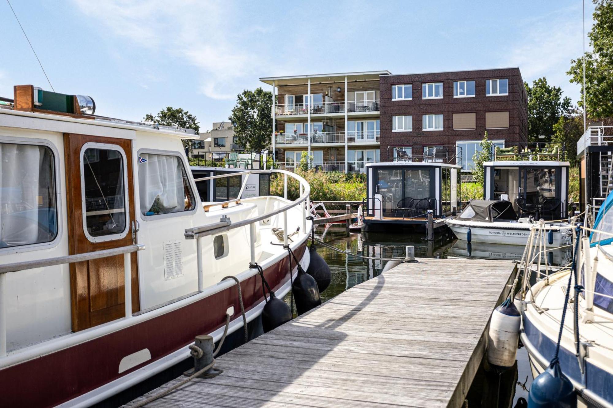 Cosy Tiny Houseboats Near Beach And Restaurants By Weltevreden Experience Zeewolde Dış mekan fotoğraf